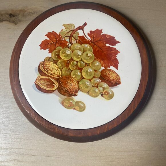 Set of 2 VTG ceramic tile wooden trivet tiles round fruit nuts rustic farmhouse - Picture 5 of 7